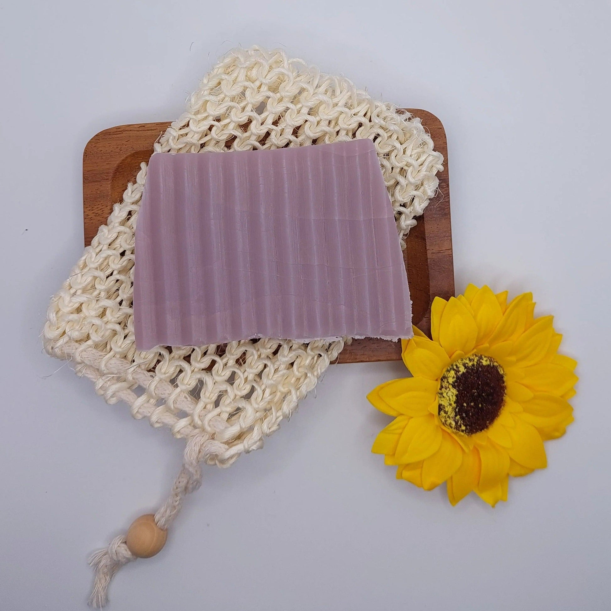 Double butter soap with woody oils - Saboena